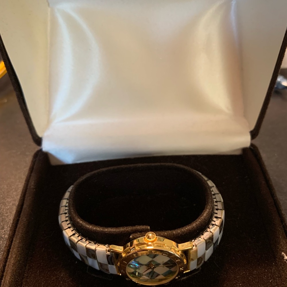 LA Express Watch